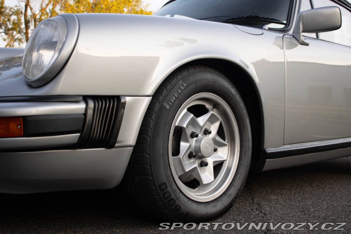 Porsche 911 Coupé 1977 / FINANCOVANI 1977