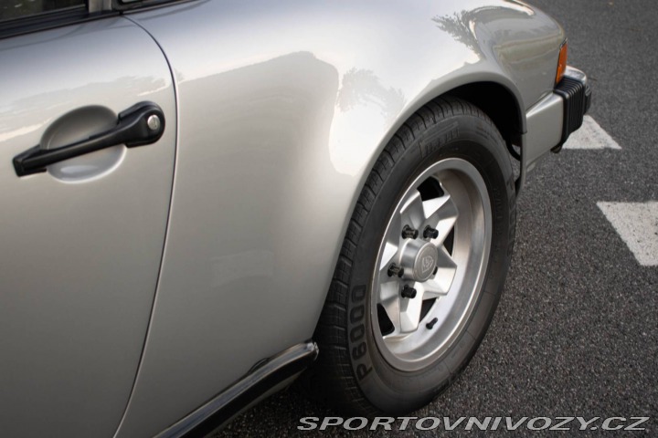 Porsche 911 Coupé 1977 / FINANCOVANI 1977