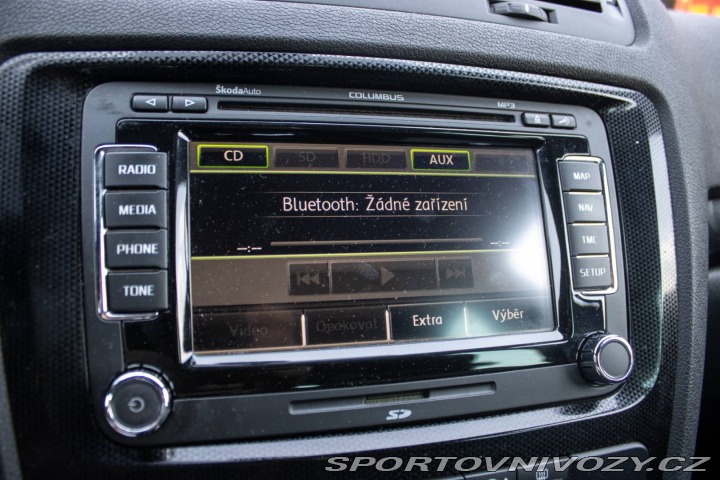 Škoda Octavia RS Combi 2.0 TDI RS DSG / 1 2012