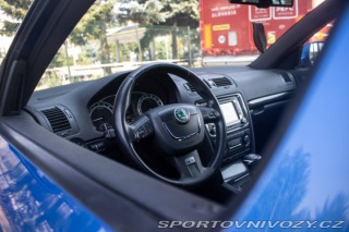 Škoda Octavia RS Combi  2.0 TDI RS DSG / 1 2012