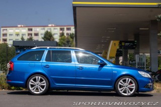 Škoda Octavia RS Combi  2.0 TDI RS DSG / 1 2012