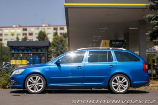 Škoda Octavia RS Combi  2.0 TDI RS DSG / 1 2012