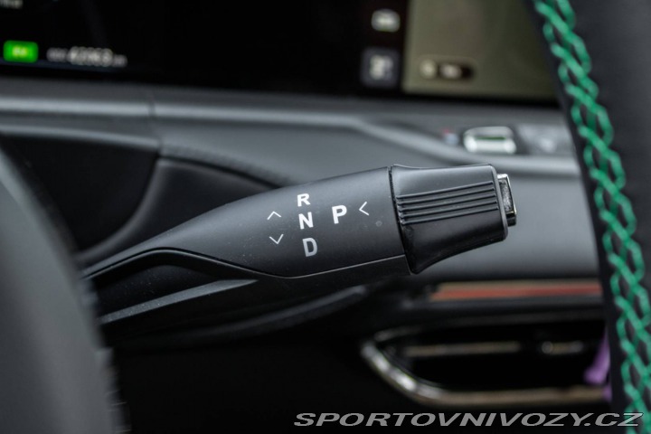 Ostatní značky Ostatní modely Voyah Free  REV 318 PHEV 360kW / AJ 2025