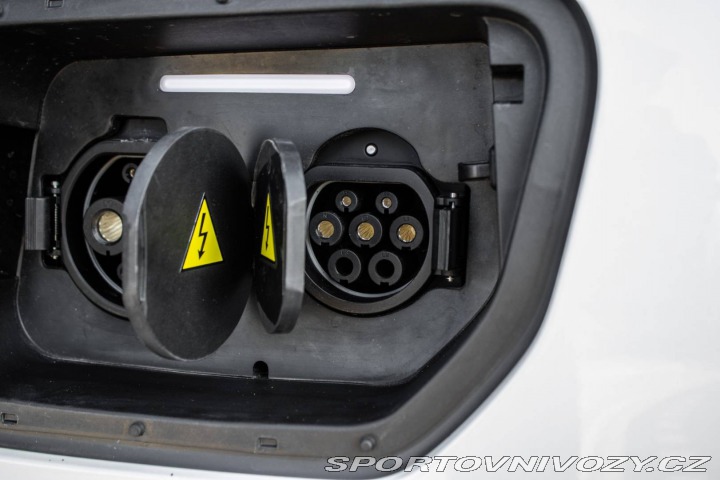 Ostatní značky Ostatní modely Voyah Free  REV 318 PHEV 360kW / AJ 2025