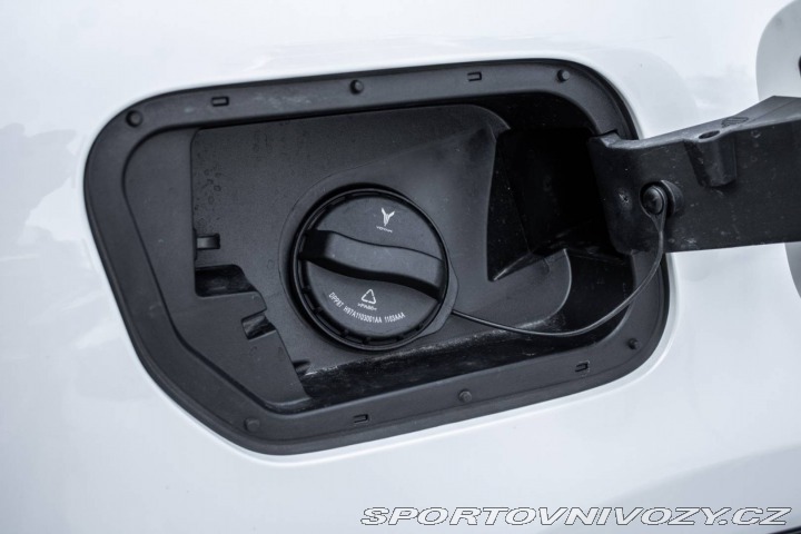 Ostatní značky Ostatní modely Voyah Free  REV 318 PHEV 360kW / AJ 2025