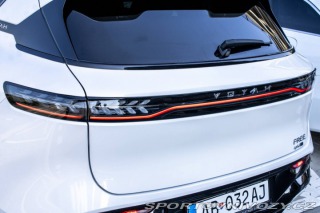 Ostatní značky Ostatní modely Voyah Free  REV 318 PHEV 360kW / AJ 2025
