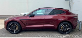 Aston Martin DBX 2021