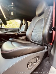 Aston Martin DBX  2021