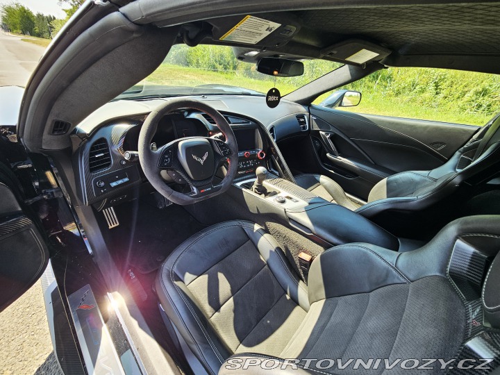 Chevrolet Corvette C7 Z06 3LZ 6.2L EU manuál 2017