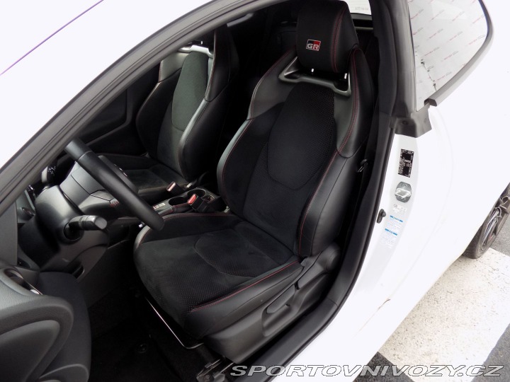 Toyota Yaris GR 1.6i/16V/FOUR/AWD/LED/ 2020