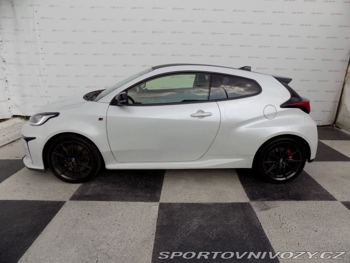 Toyota Yaris GR 1.6i/16V/FOUR/AWD/LED/ 2020