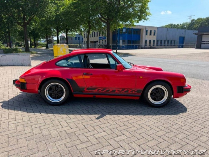 Porsche 911 Carrera 1986