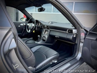 Porsche 911 3.8 Carrera S 2005