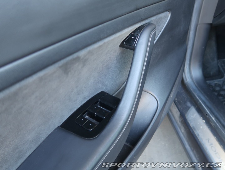 Tesla Model 3 Std Range Plus 52kWh 2020