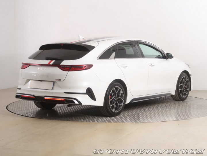 Kia ProCeed GT-Line 1.5 T-GDI 2022