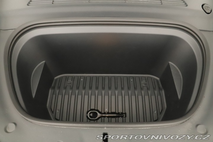 Tesla Model Y Long Range AWD 79kWh 2023