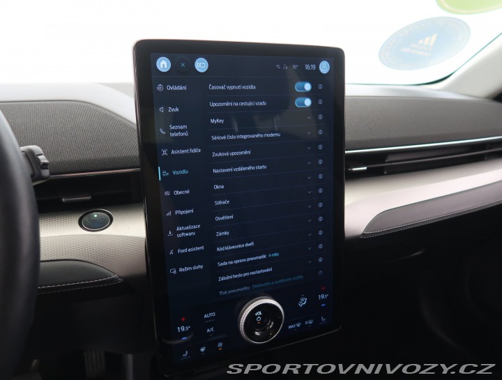 Ford Mustang Mach-E Extended Range RW 2021