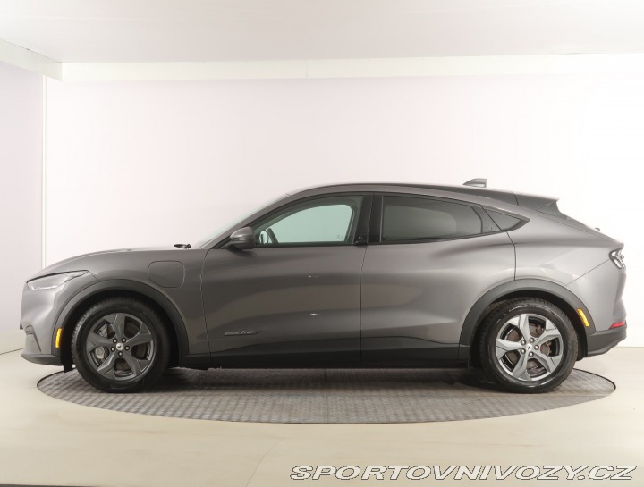 Ford Mustang Mach-E Extended Range RW 2021