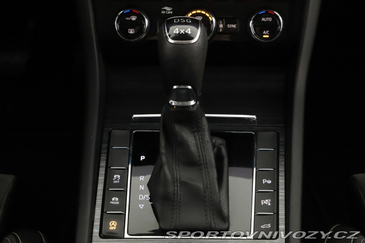 Škoda Superb 2.0 TSI 2021