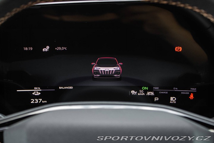 Audi Ostatní modely SQ6 E-tron 4x4 BEV 360kW / A 2026