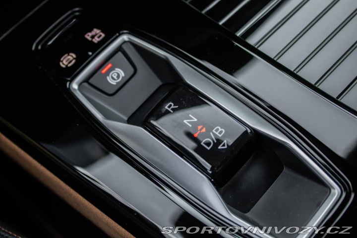 Audi Ostatní modely SQ6 E-tron 4x4 BEV 360kW / A 2026