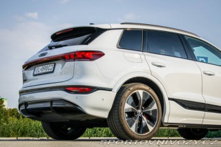 Audi Ostatní modely SQ6 E-tron 4x4 BEV 360kW / A 2026