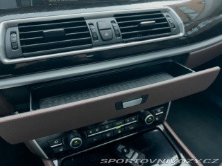BMW 5 GT 535d xDrive 220kw/ V 2012