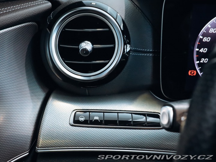Mercedes-Benz E E 400d 4MATIC AMG 250kW 2019