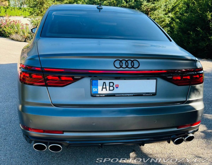 Audi S8 2025