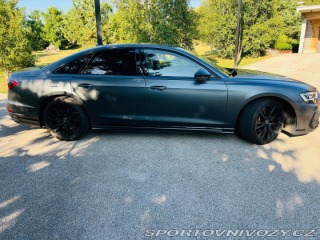 Audi S8 2025