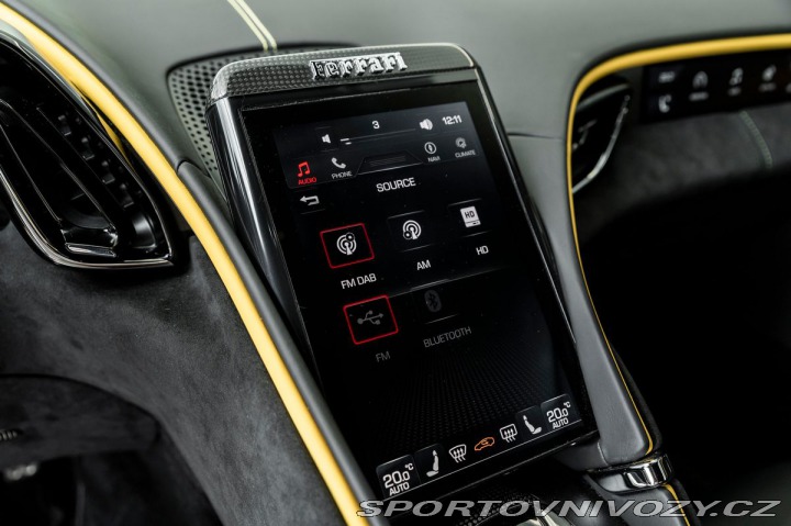 Ferrari Roma ADAS/Carbon/ZÁRUKA 2022