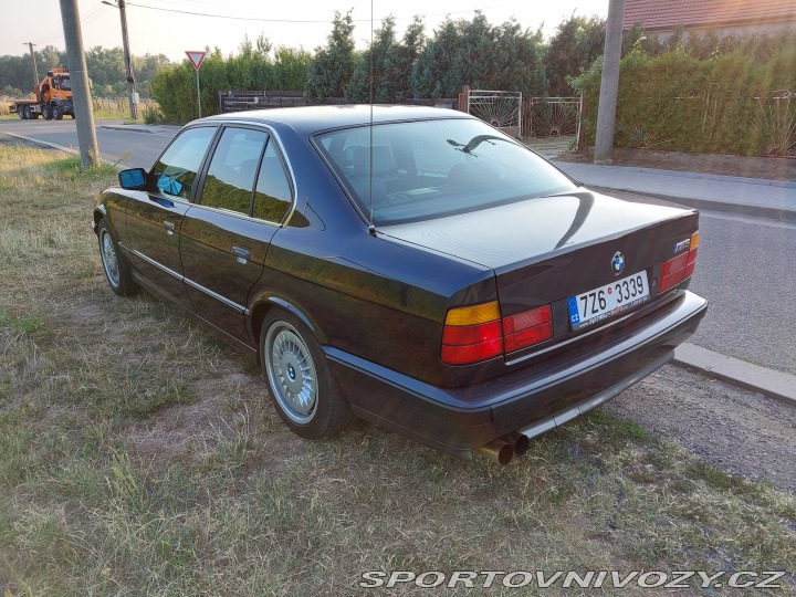 BMW M5 1991