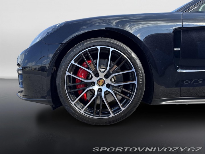 Porsche Panamera GTS 2023