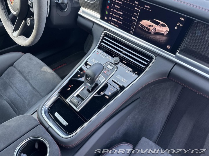 Porsche Panamera GTS 2023