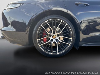 Porsche Panamera GTS 2023