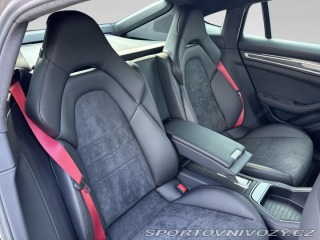 Porsche Panamera GTS 2023