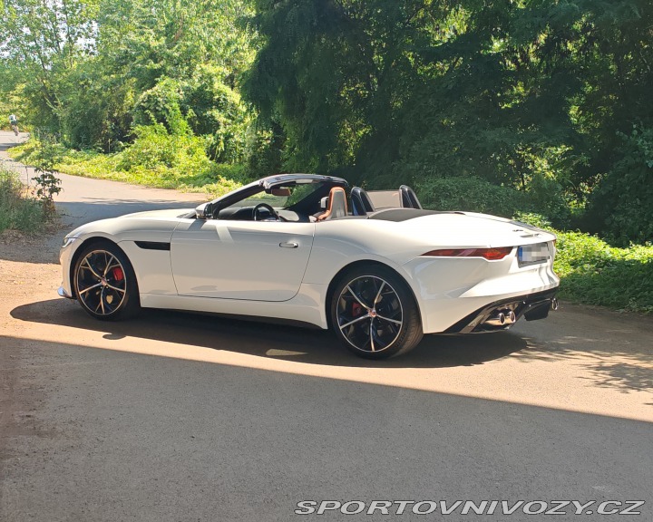 Jaguar F-Type P450 2020