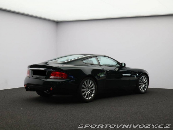 Aston Martin Vanquish 2002