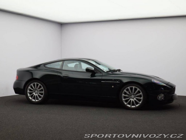 Aston Martin Vanquish 2002