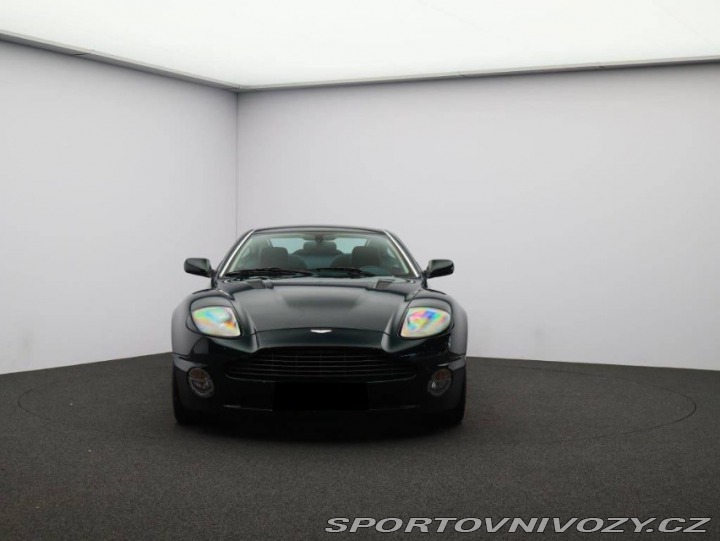 Aston Martin Vanquish 2002