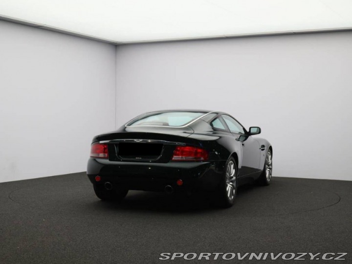 Aston Martin Vanquish 2002