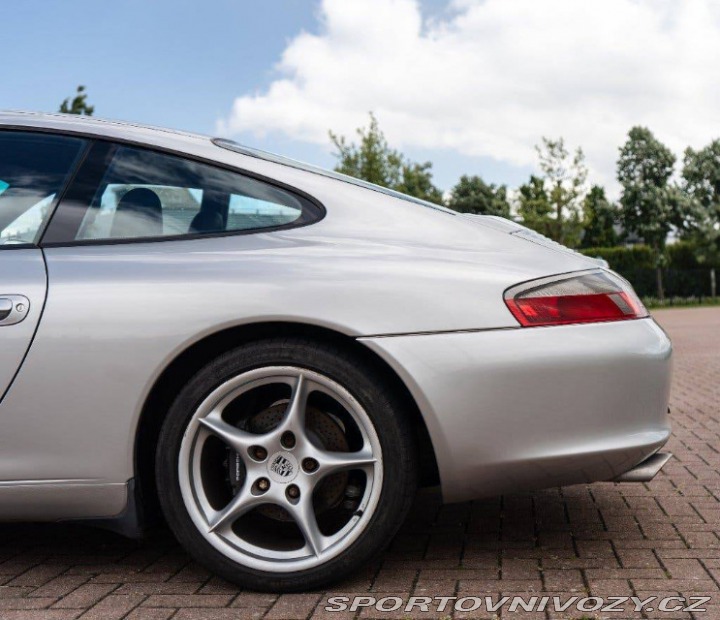 Porsche 911 3.6 Carrera 2001