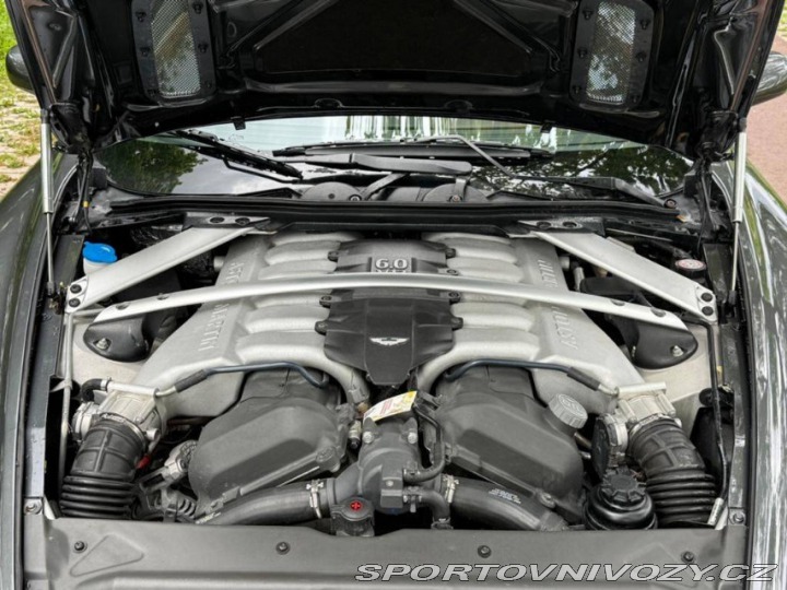 Aston Martin DB9 5.9 V12 2005