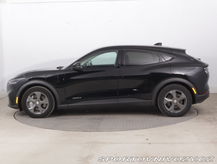 Ford Mustang Mach-E Standard Range RW 2021