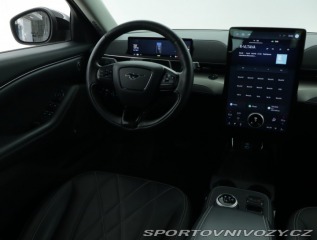 Ford Mustang Mach-E Standard Range RW 2021