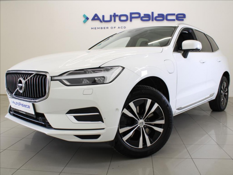 Volvo Ostatní modely XC60 2,0 T6 AWD 340k.Pano.H/K.