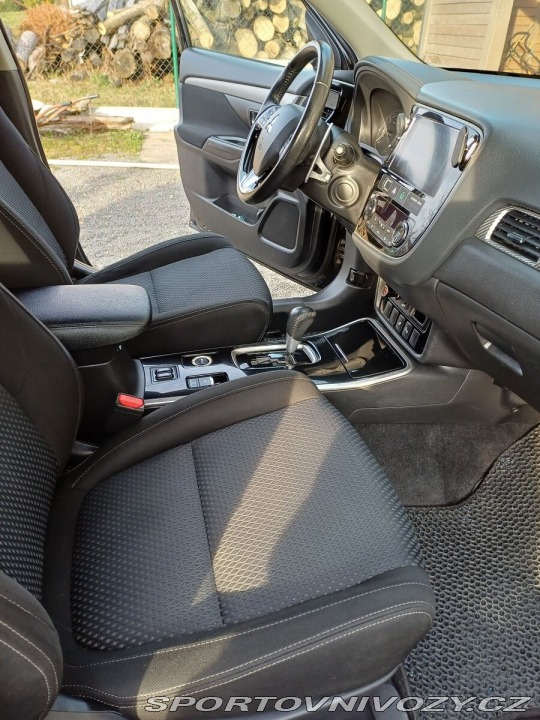 Mitsubishi Ostatní modely Outlander 2,2 Nabizim k prodei 1800