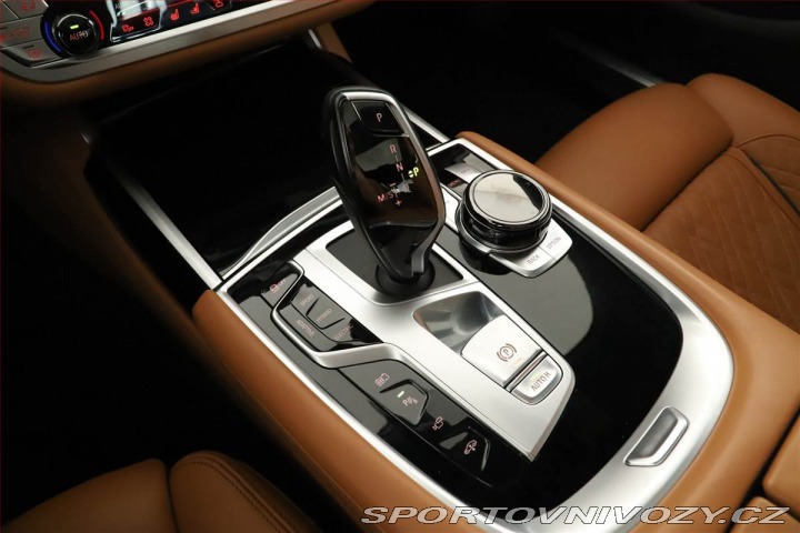 BMW 7 745Le 2019