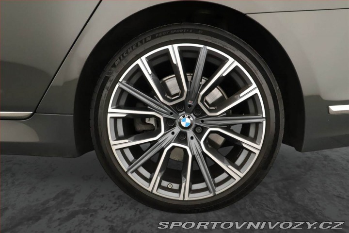 BMW 7 745Le 2019