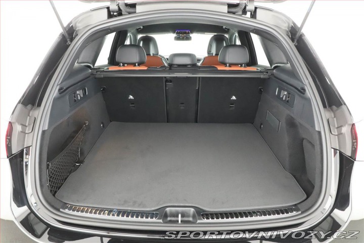 Mercedes-Benz Ostatní modely GLC 220 d 4MATIC, AMG Line, H 2025